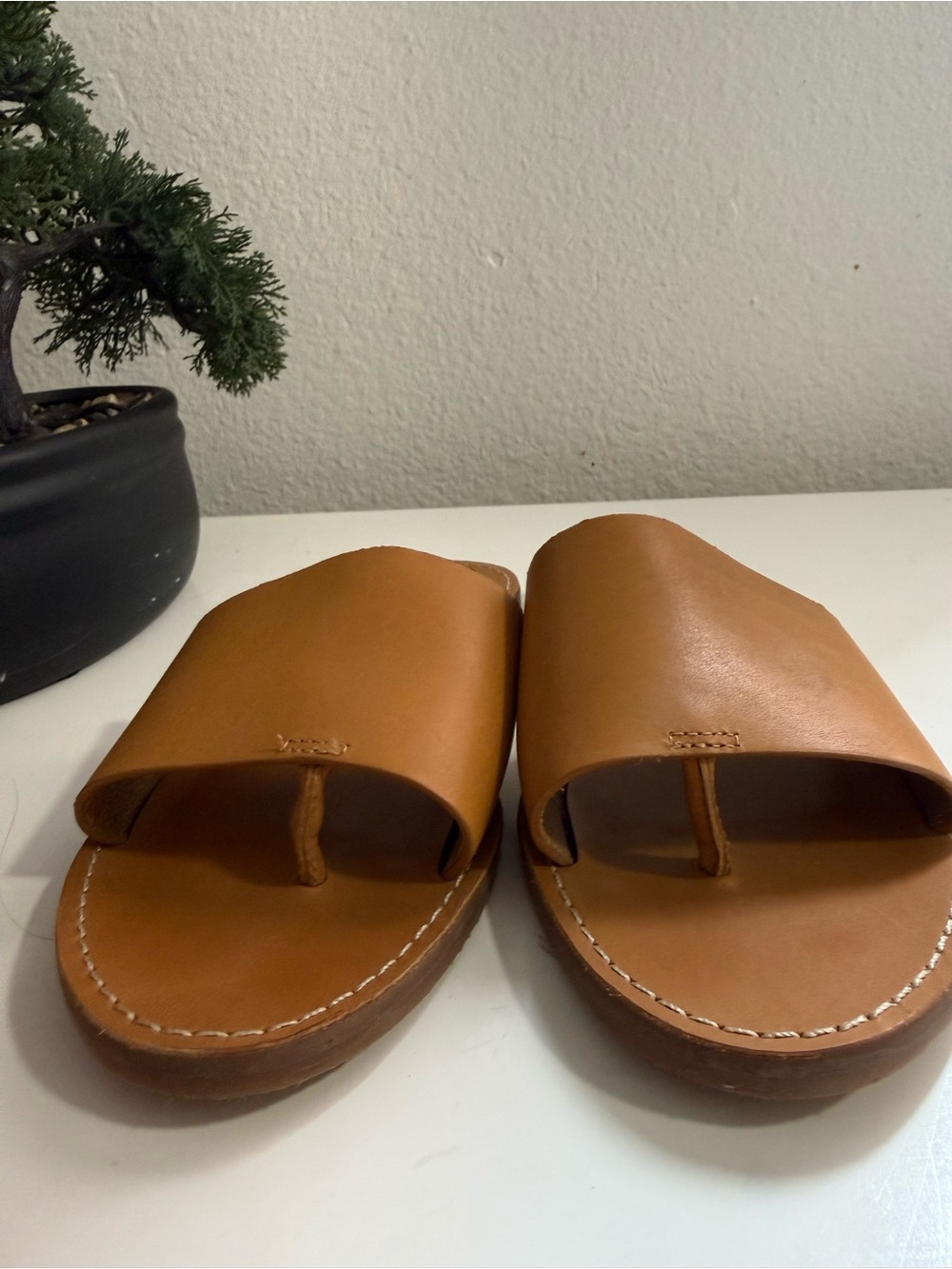 Madewell the boardwalk size 7.5 Tan Leather Toe-Post Slide Sandals - Picture 3 of 9
